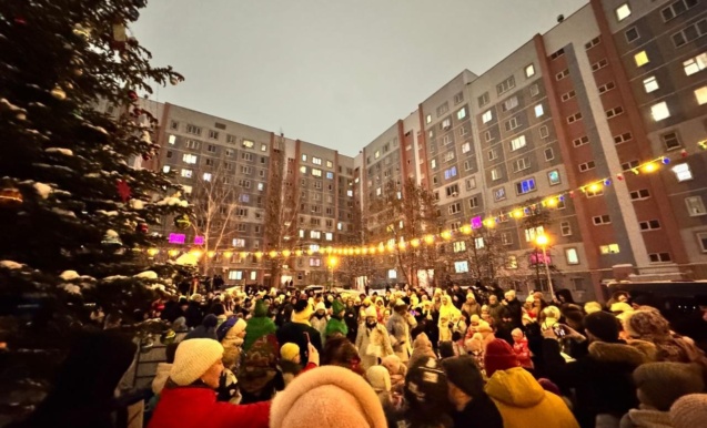 Праздничная новогодняя программа «Зимние узоры Нового года»