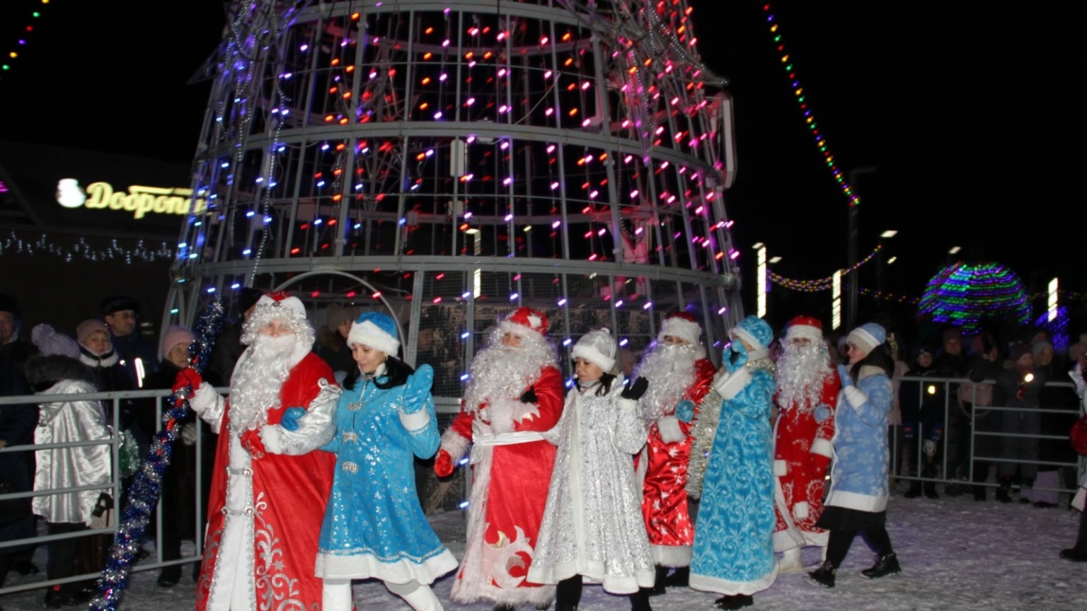 Театрализованное представление «Новогодняя ночь»