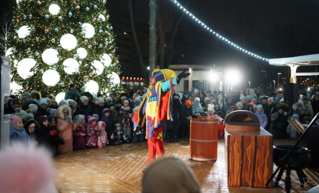 Открытие елок в парках Казани