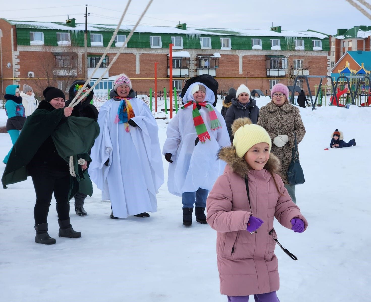 Татлы ашаучылар илендә күңелле маҗаралар