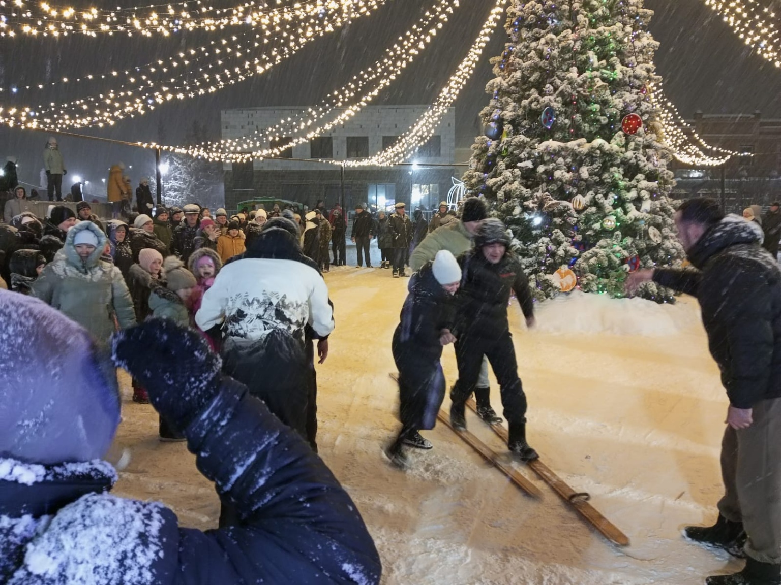 Потерялся дед мороз под новый год