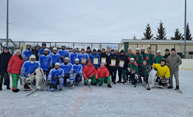 Саба районының ир-егетләр командалары арасында алкалы хоккей буенча ярышлар