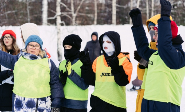 Дружба против метели