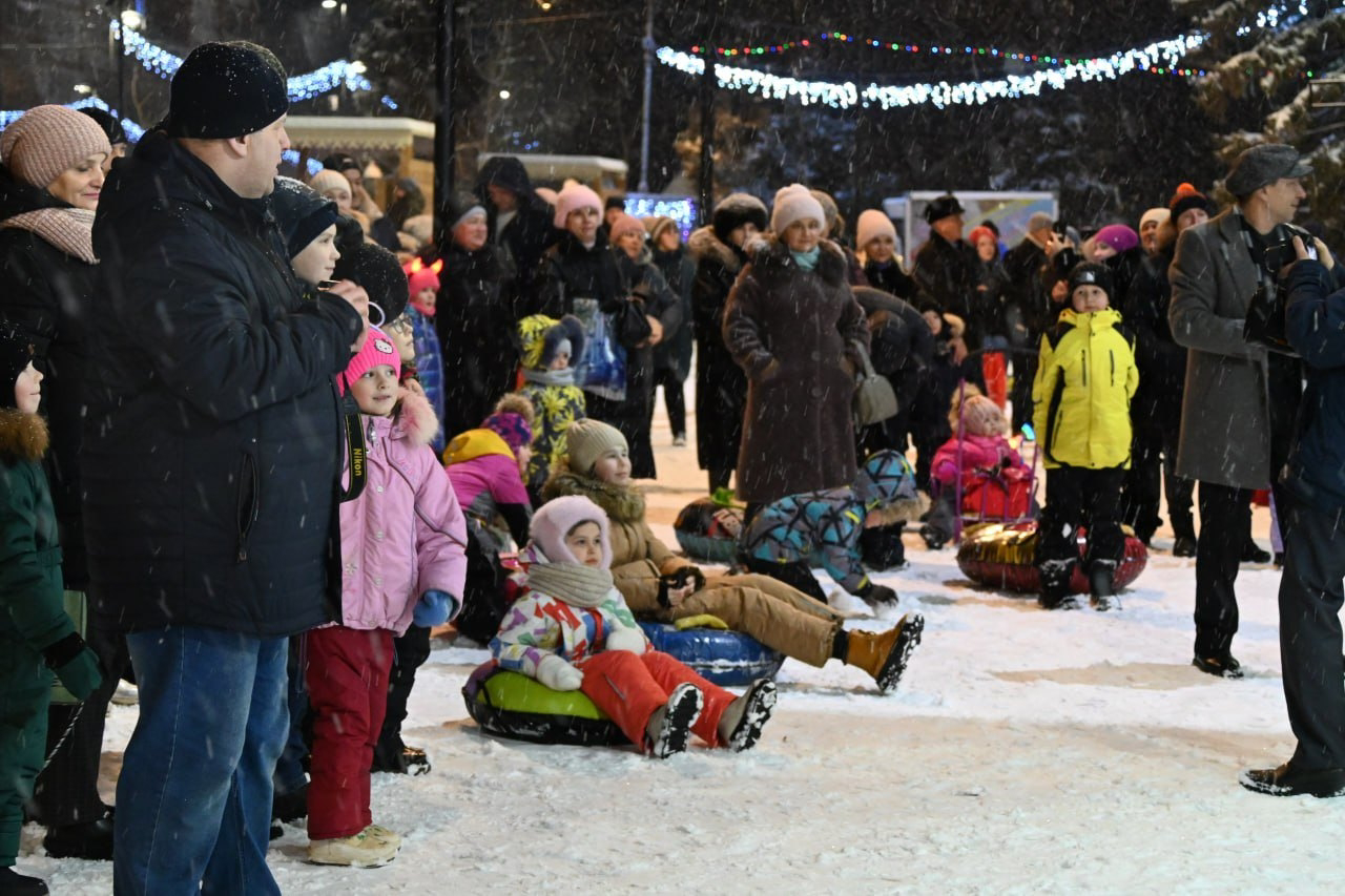 Новогодний хоровод