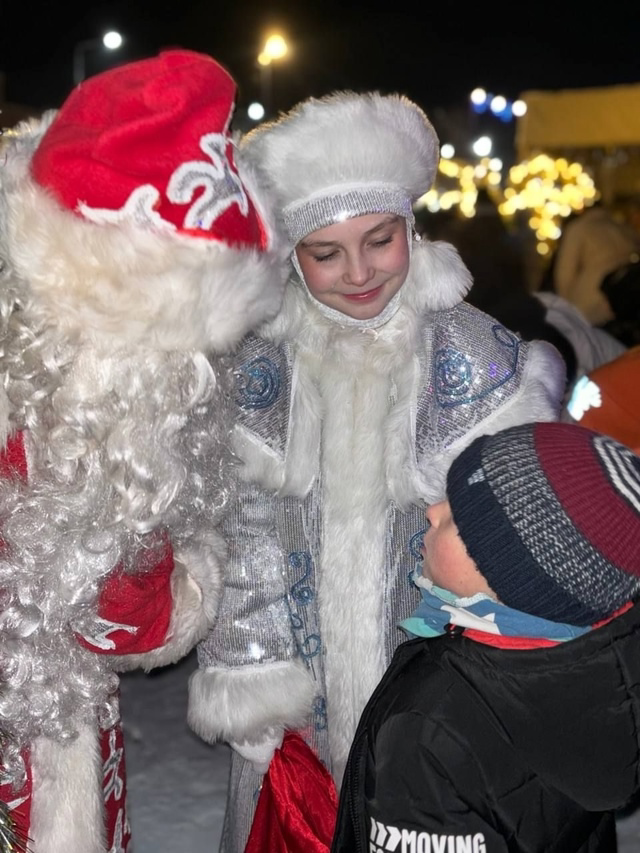 Новогодняя дискотека для детей «Новогодний фейерверк»