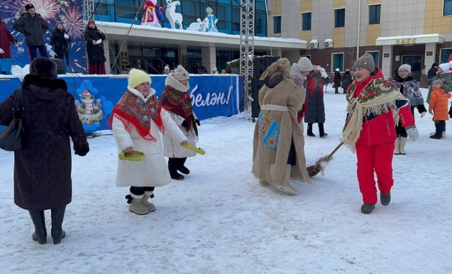 Шәһәр чыршысының тантаналы ачылышы