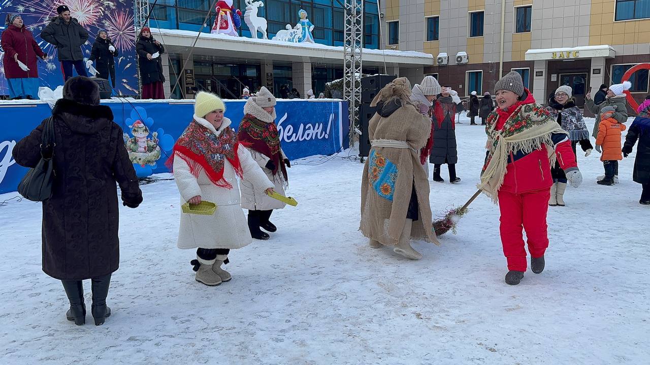 Шәһәр чыршысының тантаналы ачылышы