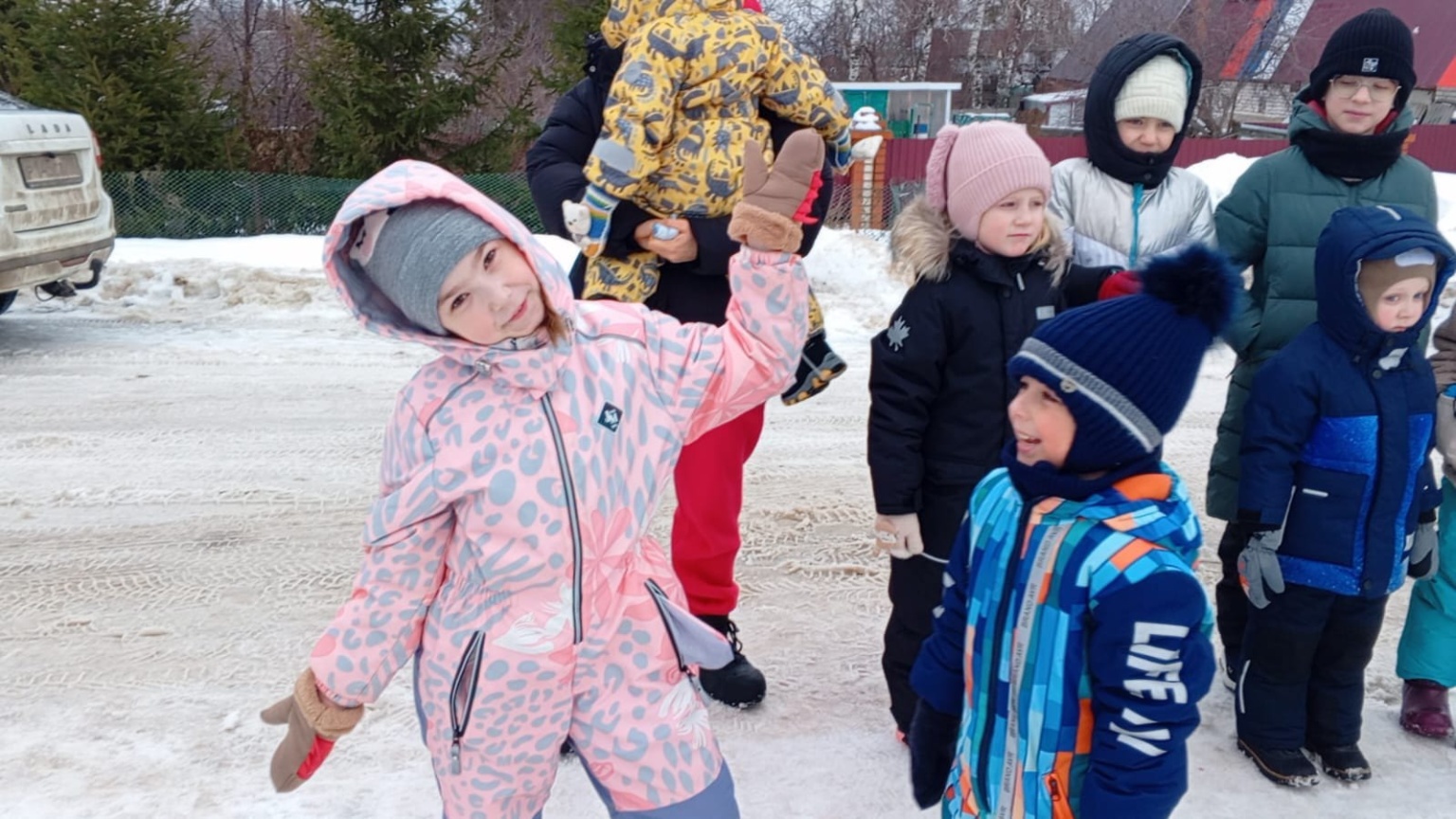 Чыршы янында Яңа ел маҗаралары