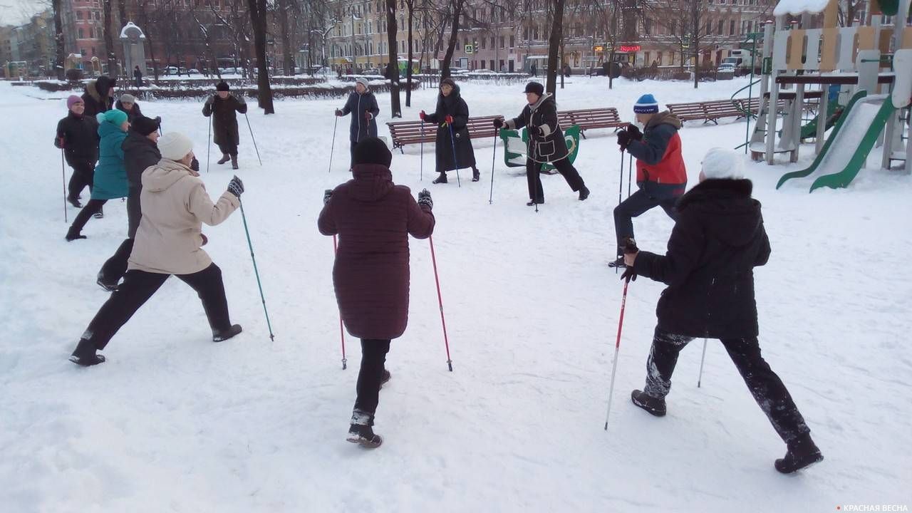 Соревнования по скандинавской ходьбе среди лиц «Третий возраст» «Мы еще молоды»