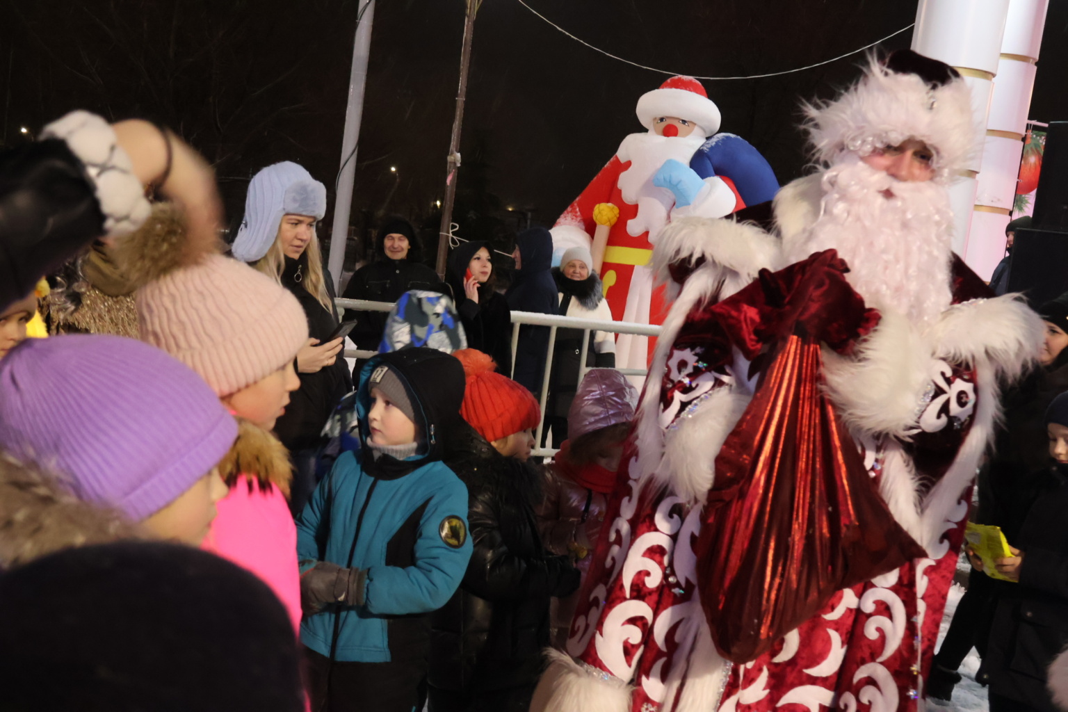 Путешествие в музыкальную шкатулку Деда Мороза