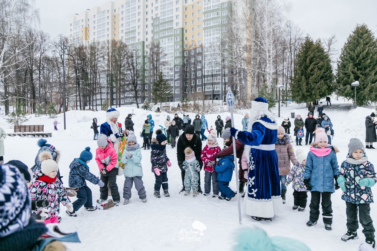 «Наряди ёлочку»