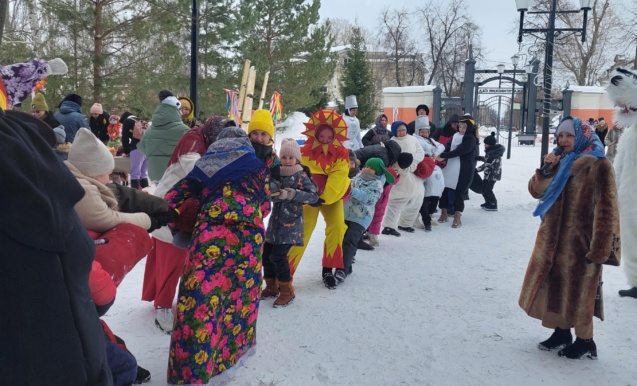 Студенческие масленичные гуляния