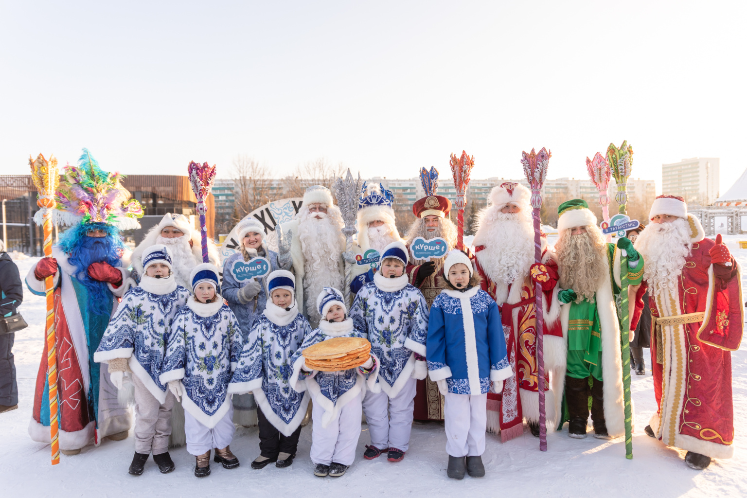 Театрализованная интерактивная программа _Вокруг света с новогодним приветом_